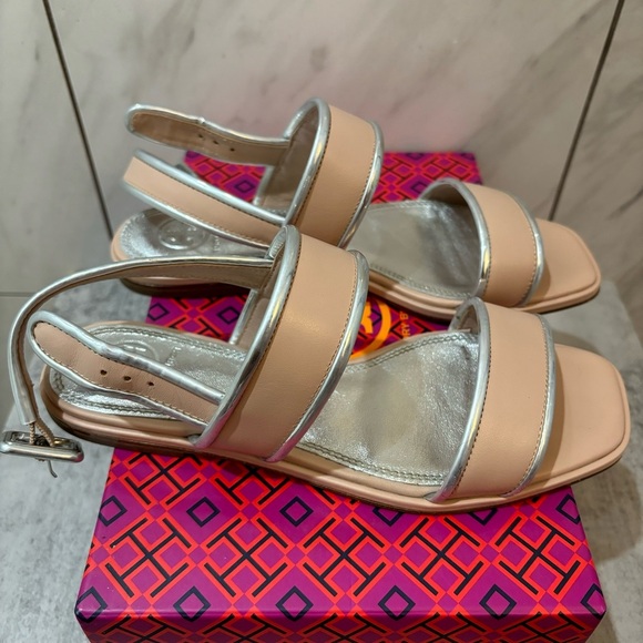 Tory Burch Delaney Flat Sandal - Picture 4 of 7